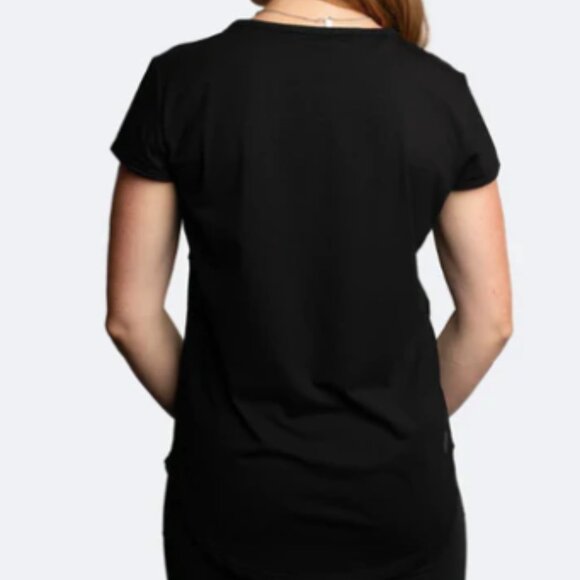 Cadenshae - Nursing Tee in Navy. - Picture 3 of 4